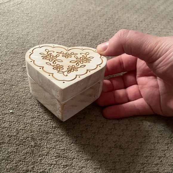 Heart-Shaped Wooden Trinket Box - Picture 3 of 5